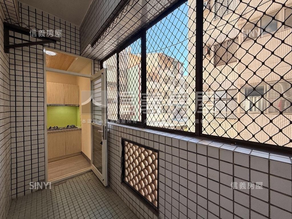 樹孝小資美麗三房房屋室內格局與周邊環境