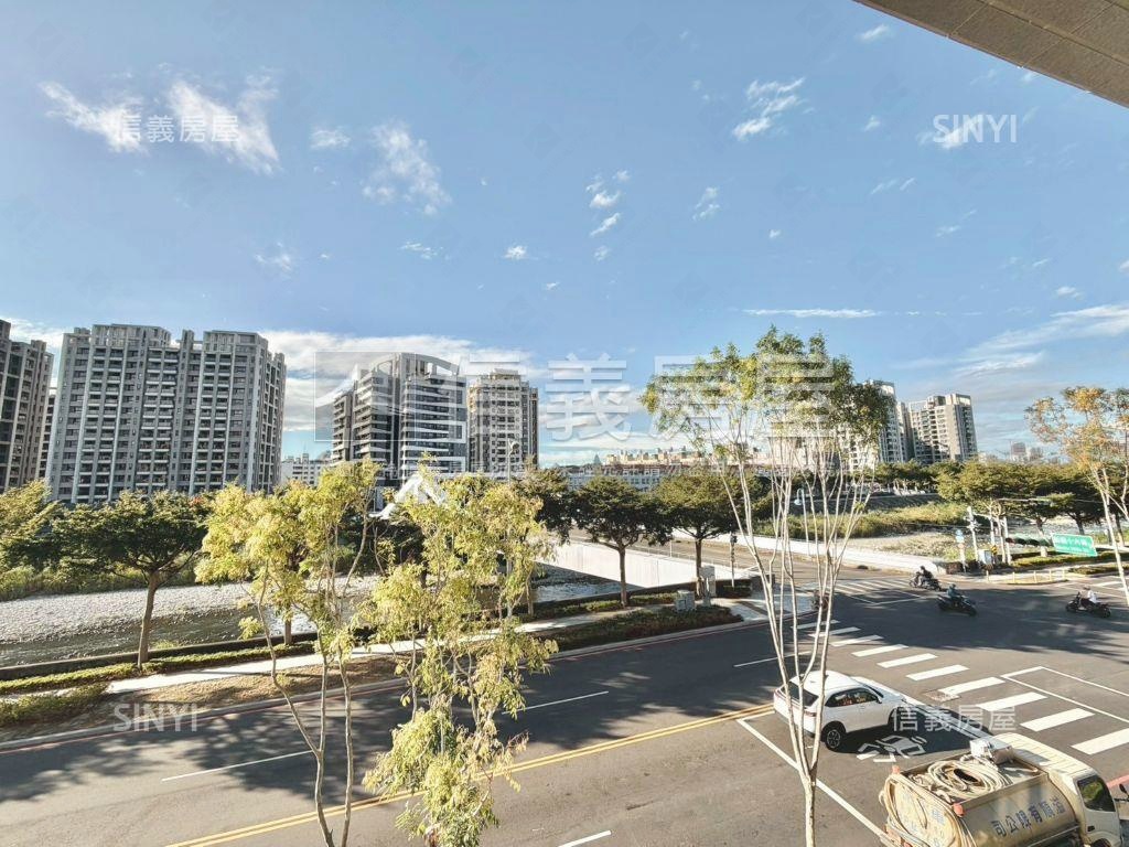 河畔首席昌祐閱灣兩房平車房屋室內格局與周邊環境