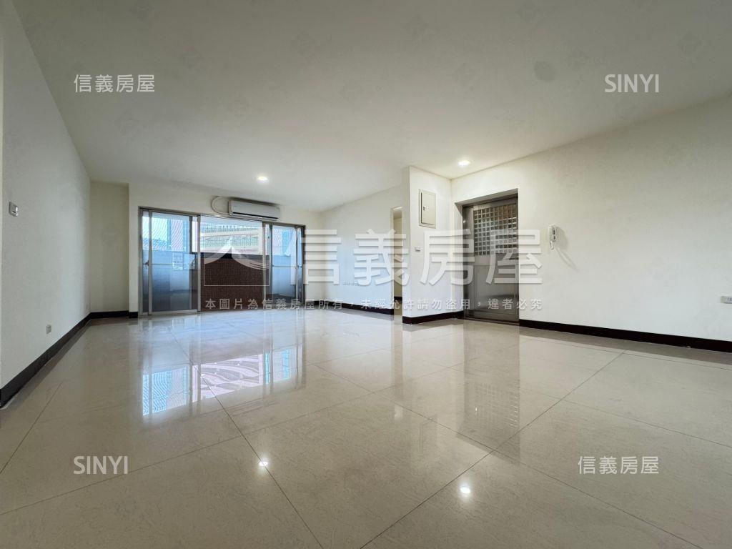 忠誠路第一排欒樹美四房房屋室內格局與周邊環境