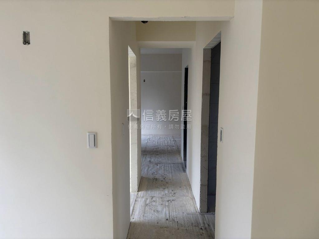 晴光萬里無雲房屋室內格局與周邊環境