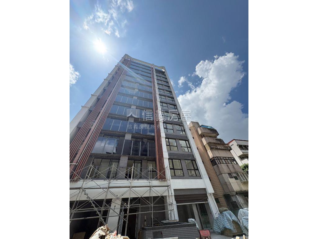 晴光萬里無雲房屋室內格局與周邊環境