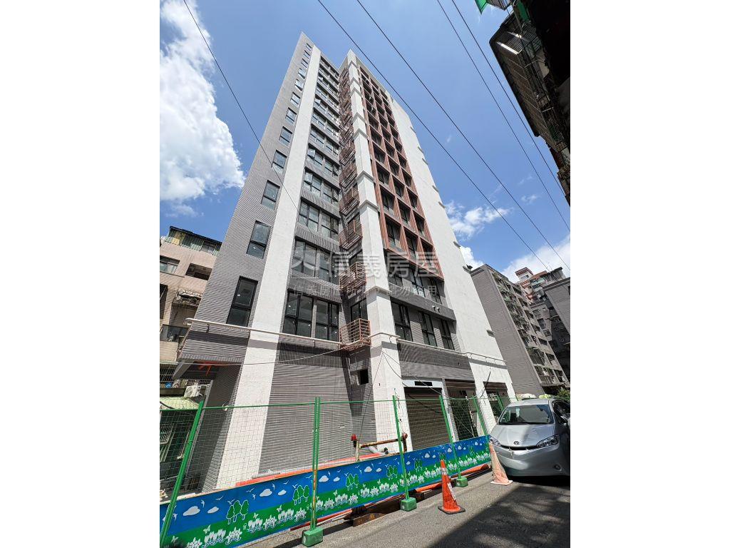 晴光萬里無雲房屋室內格局與周邊環境
