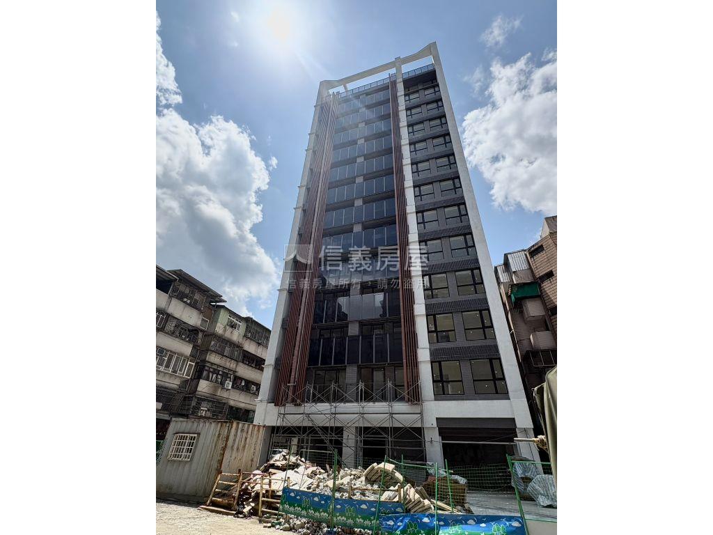 晴光萬里無雲房屋室內格局與周邊環境