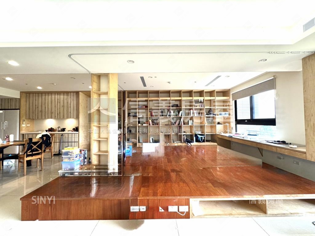 雲世紀特Ａ區美豪宅房屋室內格局與周邊環境
