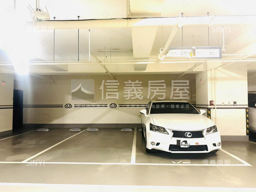 雲世紀特Ａ區美豪宅房屋室內格局與周邊環境