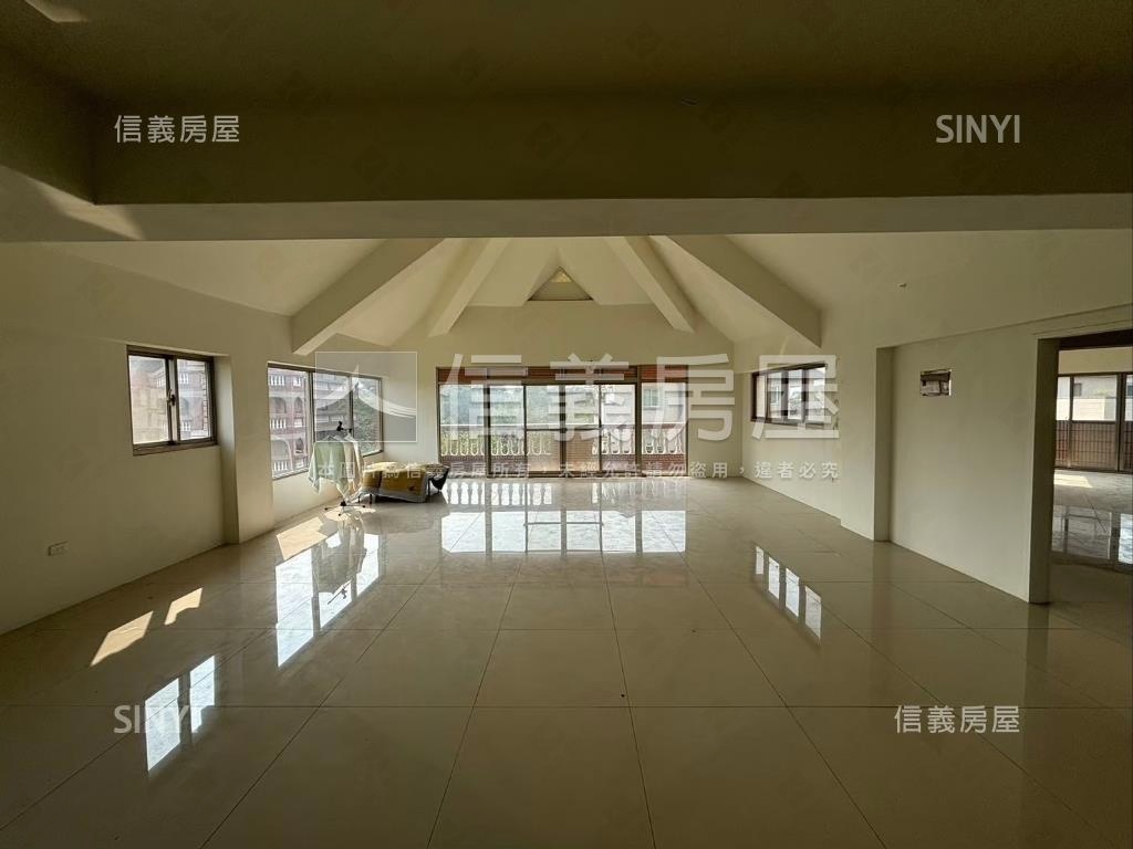 小坪頂百坪農舍房屋室內格局與周邊環境