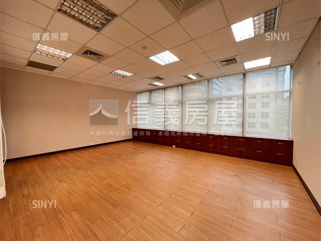 巴黎科技３ＦＡ＋Ｂ戶房屋室內格局與周邊環境