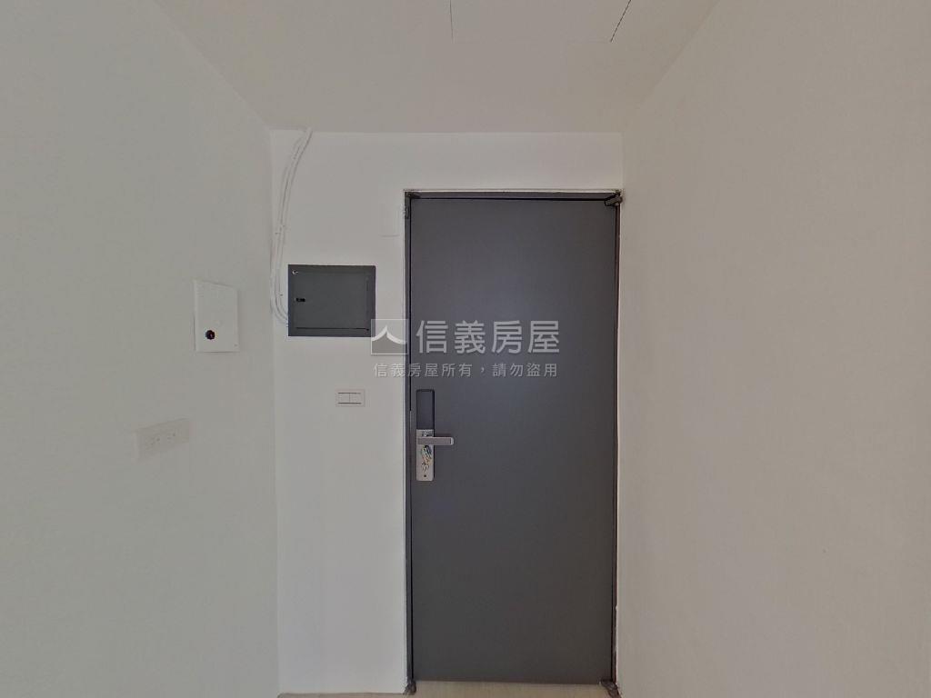 急售近中國醫尚德街美套房房屋室內格局與周邊環境