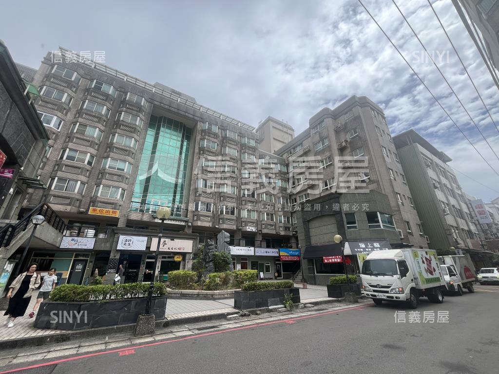 中原大學旁收租三角金店面房屋室內格局與周邊環境