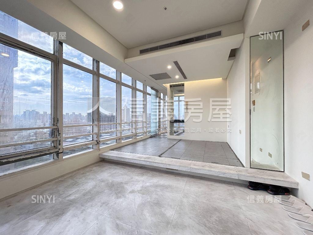 天空之城玻璃美景房屋室內格局與周邊環境