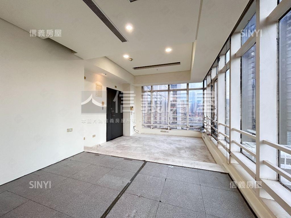 天空之城玻璃美景房屋室內格局與周邊環境