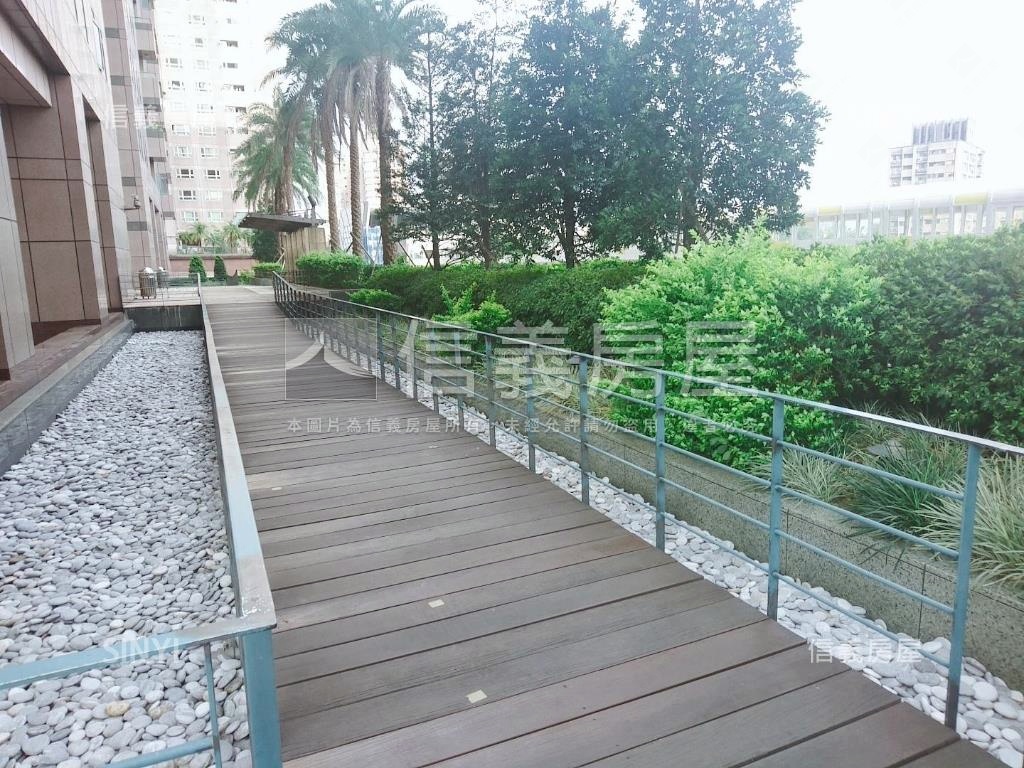 天空之城玻璃美景房屋室內格局與周邊環境