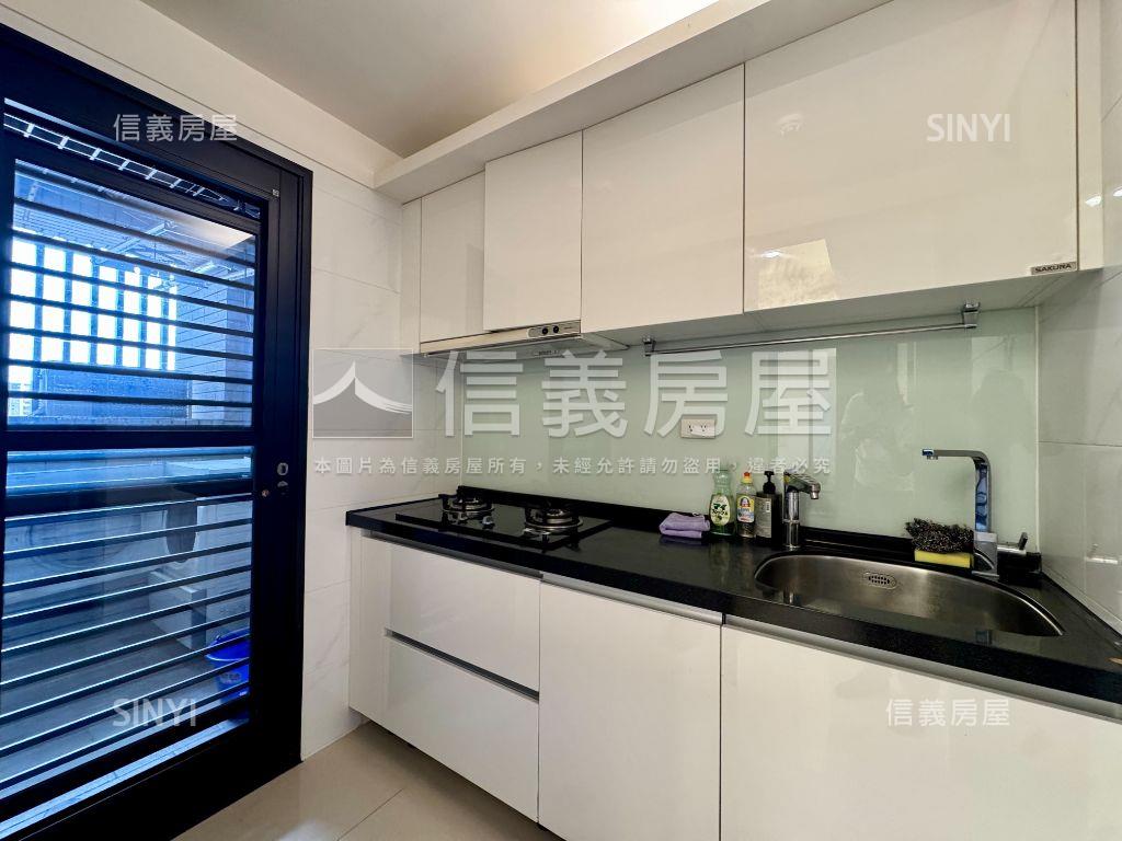 新．經國ＣＩＴＹ兩房車位房屋室內格局與周邊環境