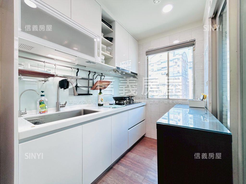 專任大有樓中樓美三房車位房屋室內格局與周邊環境