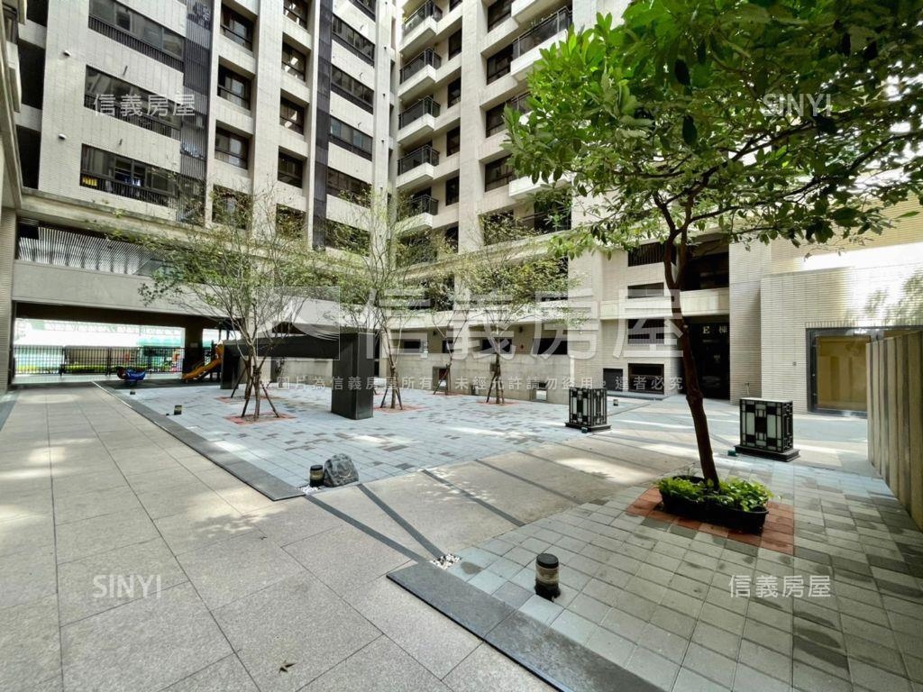 光榮國中震後兩房車位房屋室內格局與周邊環境