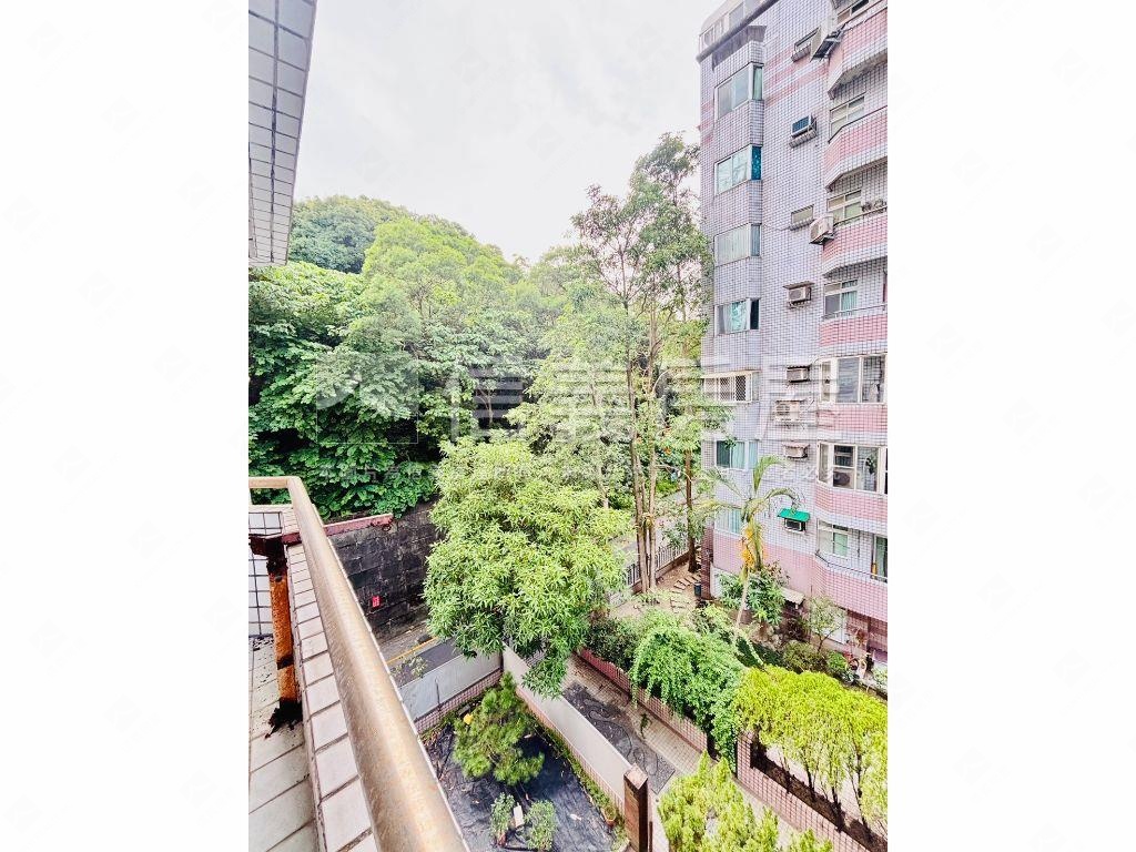 文湖采邑稀有釋出房屋室內格局與周邊環境