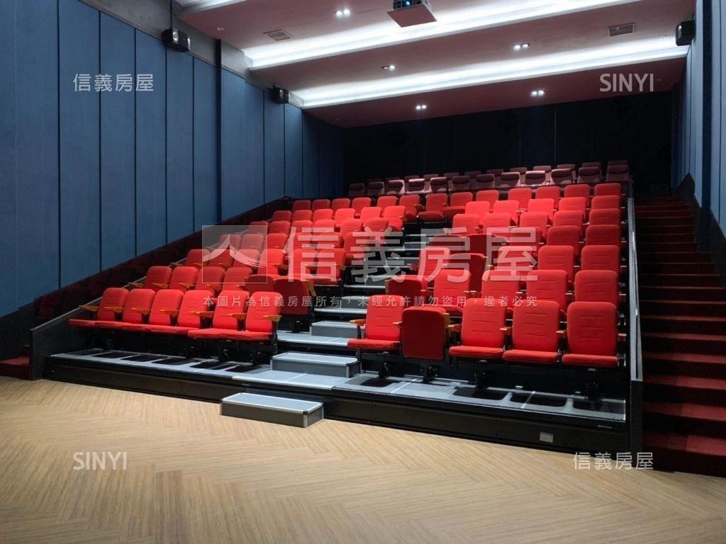 美麗山林透天第一排房屋室內格局與周邊環境