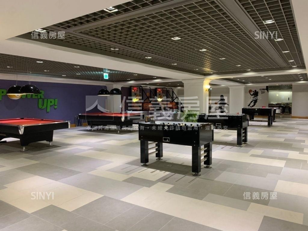 美麗山林透天第一排房屋室內格局與周邊環境