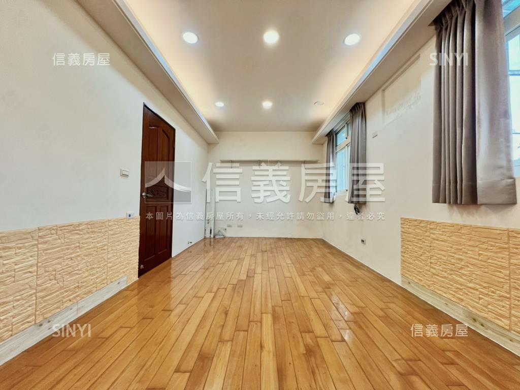 環球市旁社區透天房屋室內格局與周邊環境