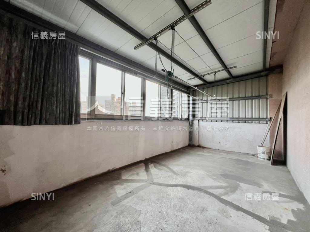 環球市旁社區透天房屋室內格局與周邊環境