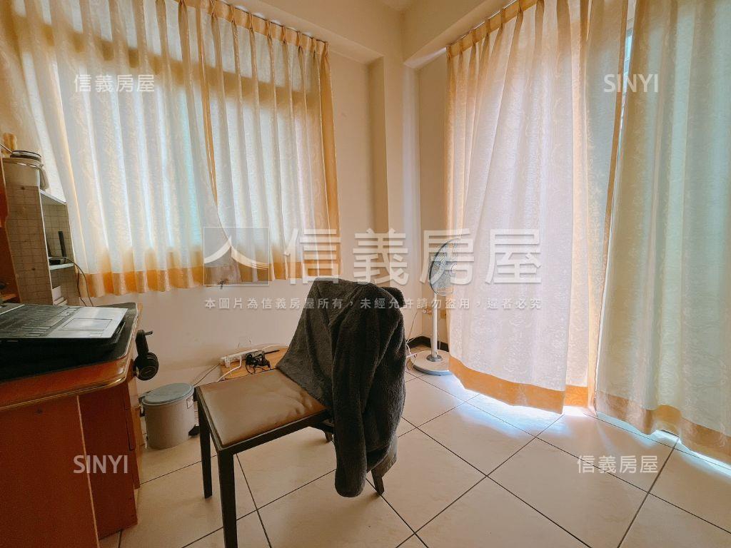 近中央公園～中清美墅房屋室內格局與周邊環境