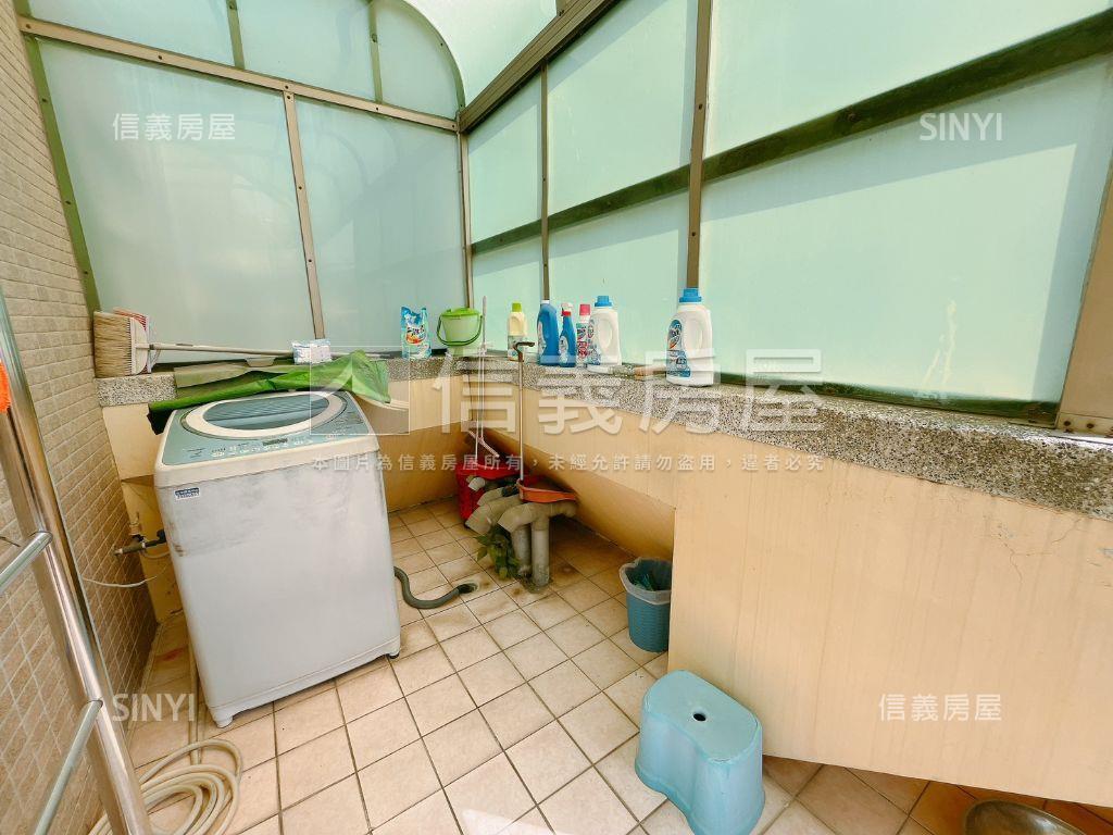 近中央公園～中清美墅房屋室內格局與周邊環境