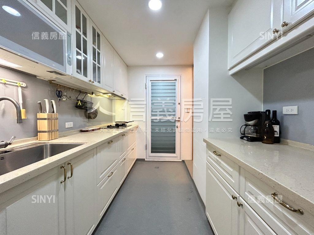 府中★３樓★便利靜巷美邸房屋室內格局與周邊環境