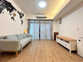 府中★３樓★便利靜巷美邸