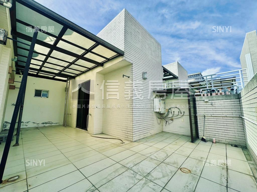星鑽臨安龍輝現房屋室內格局與周邊環境