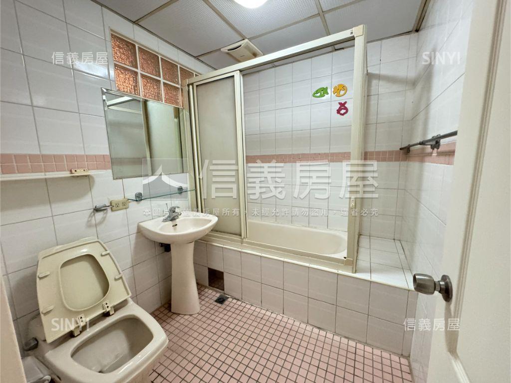 美術館商圈四房雙平車房屋室內格局與周邊環境