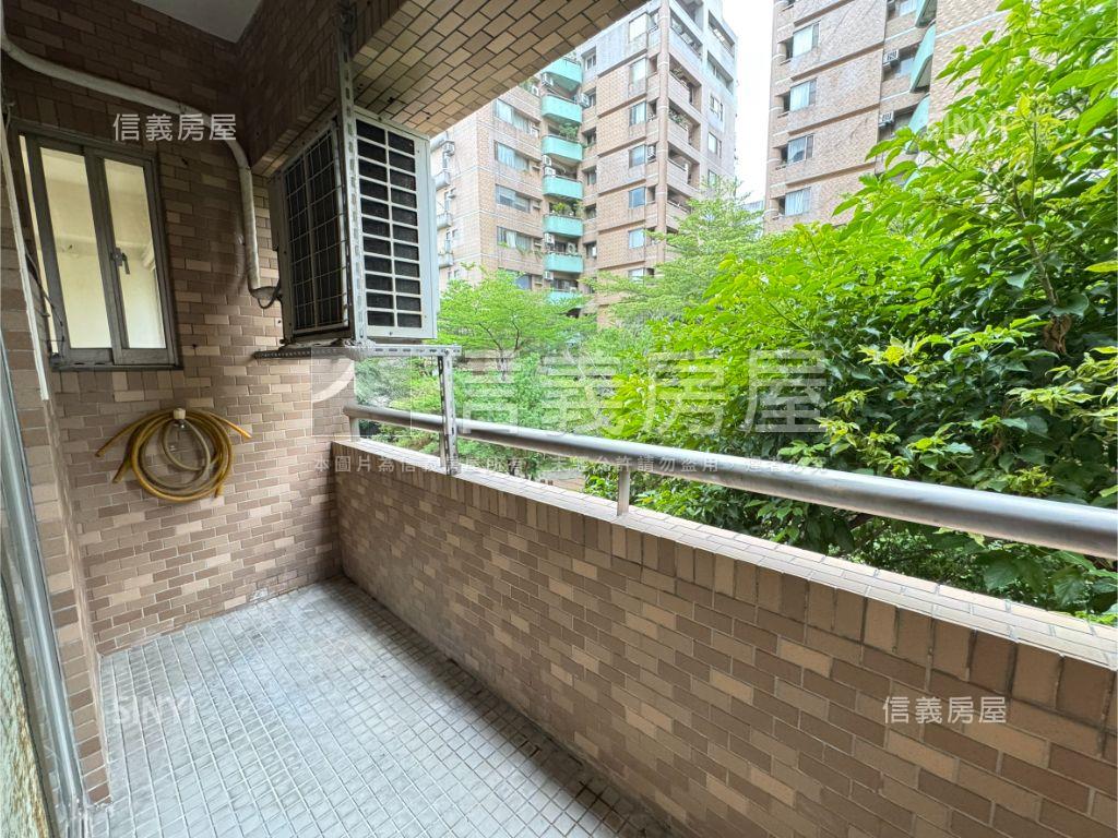 美術館商圈四房雙平車房屋室內格局與周邊環境