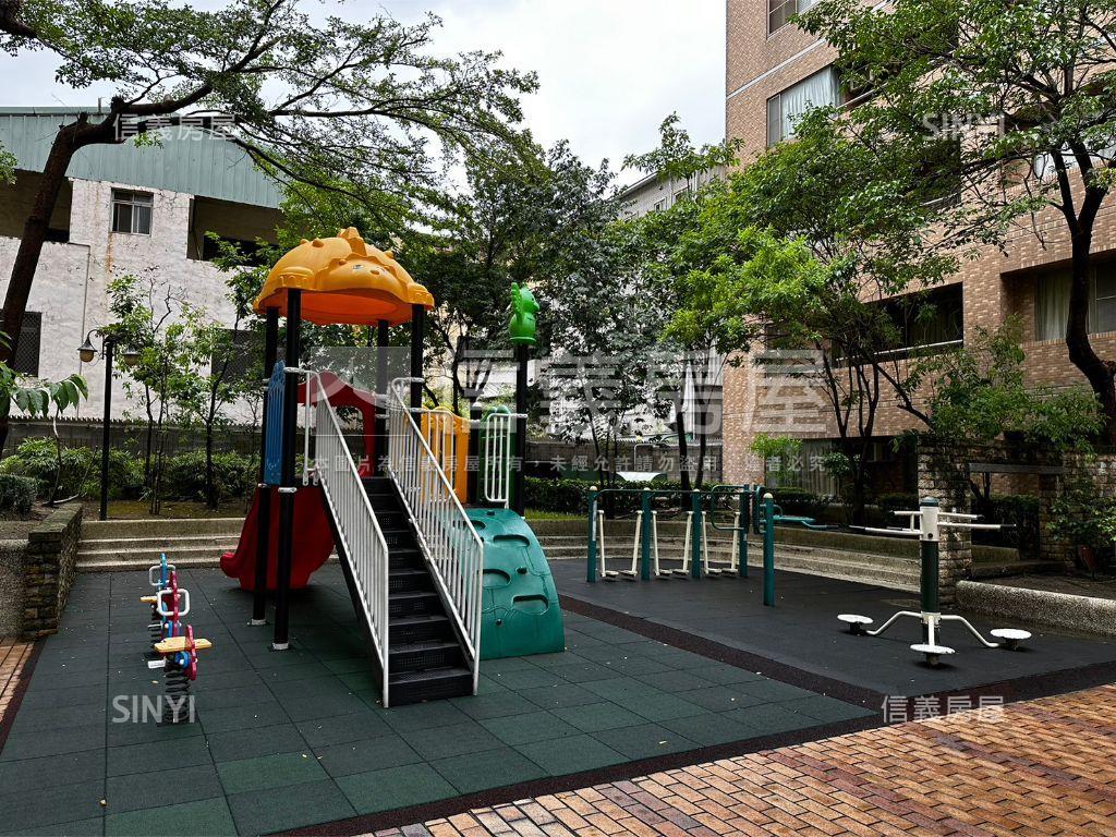 美術館商圈四房雙平車房屋室內格局與周邊環境