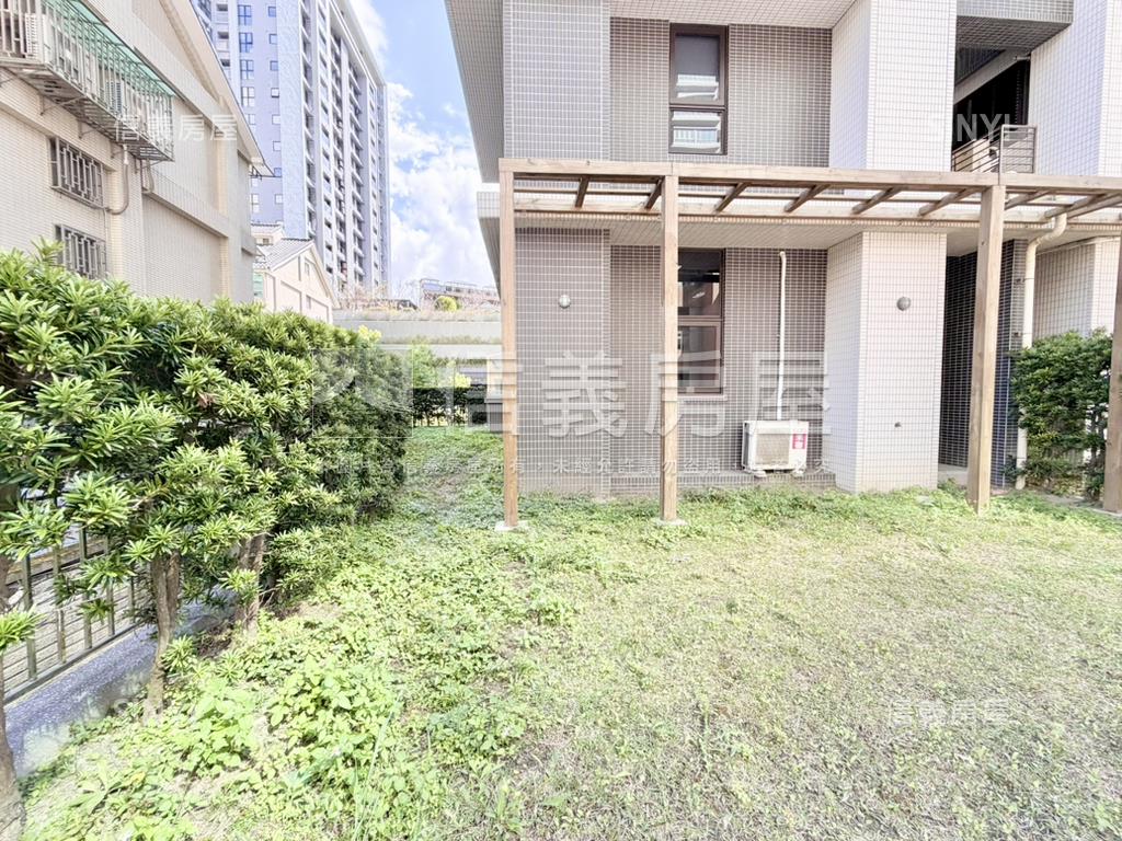 香草莊園極品挑高庭院戶房屋室內格局與周邊環境