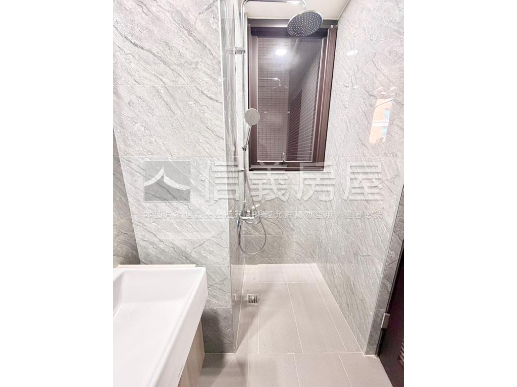 香草莊園極品挑高庭院戶房屋室內格局與周邊環境