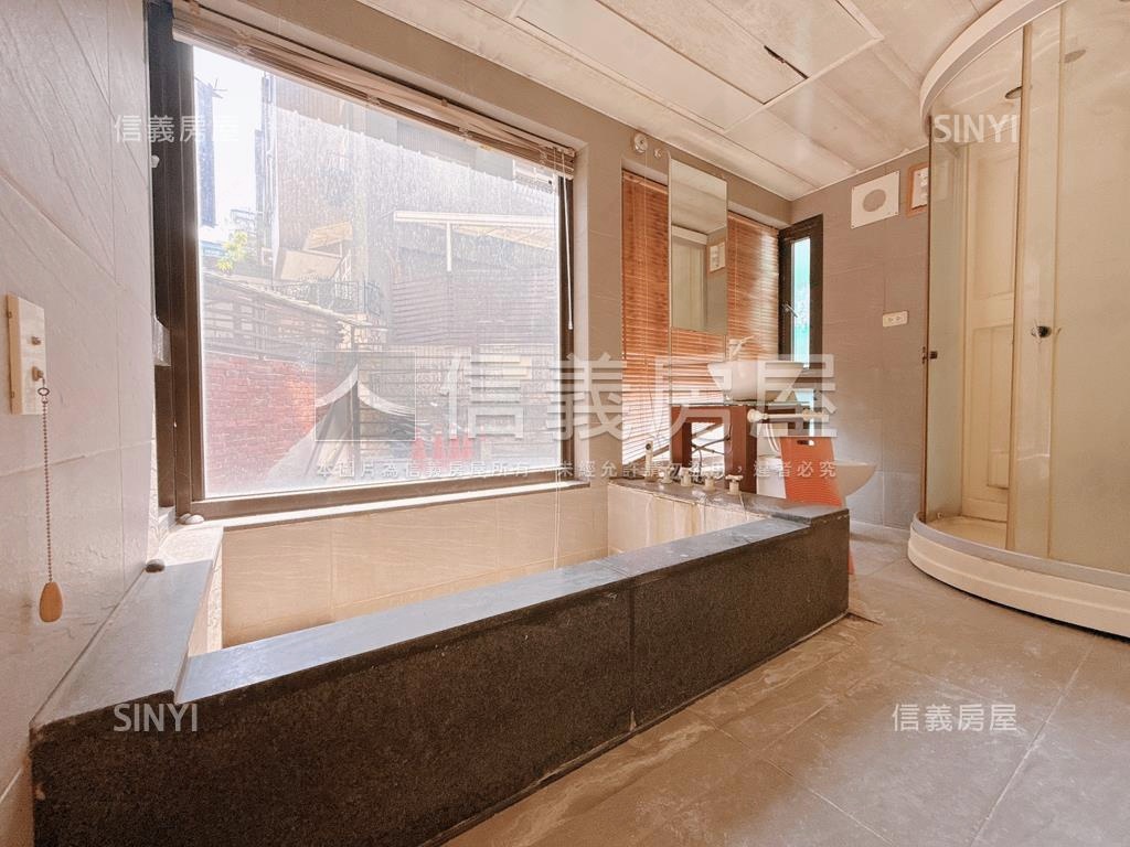 極上之湯捷運站前大套房房屋室內格局與周邊環境