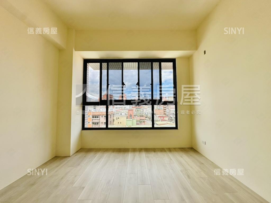 忠孝華廈邊間２房房屋室內格局與周邊環境