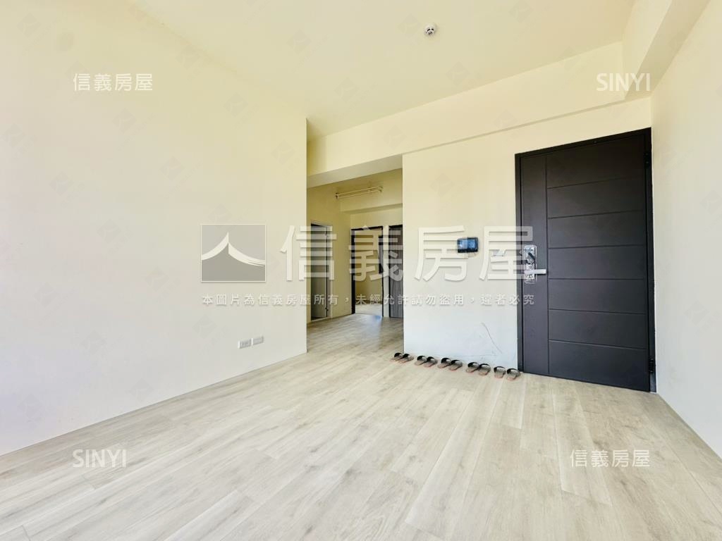 忠孝華廈邊間２房房屋室內格局與周邊環境