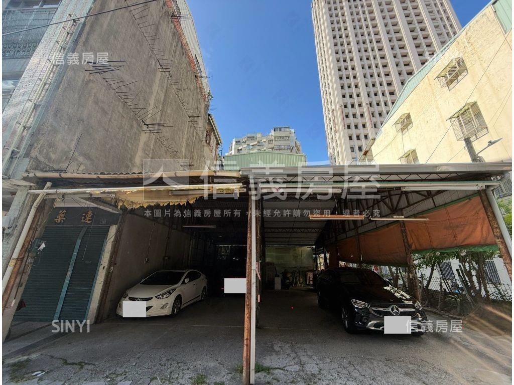 稀有三民正街商五透天房屋室內格局與周邊環境