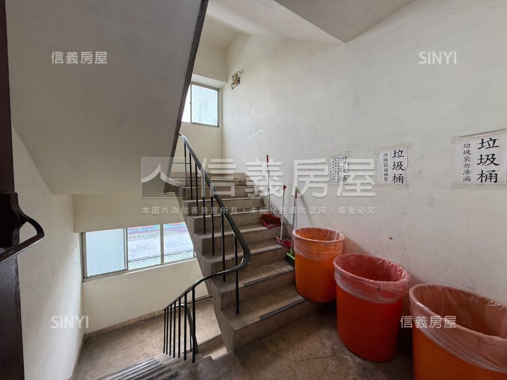 中山國小高樓套房房屋室內格局與周邊環境