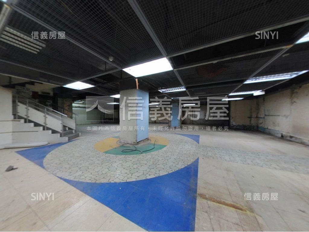 安和路三角窗金店房屋室內格局與周邊環境