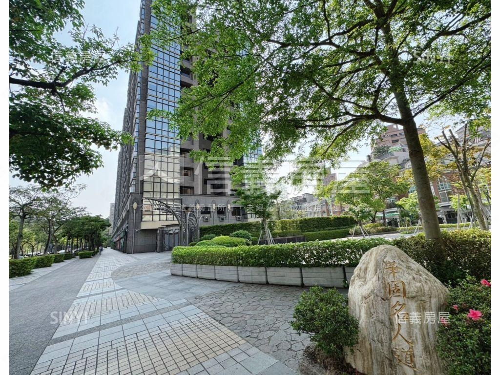 ★誠售☆近捷運邊間店面房屋室內格局與周邊環境
