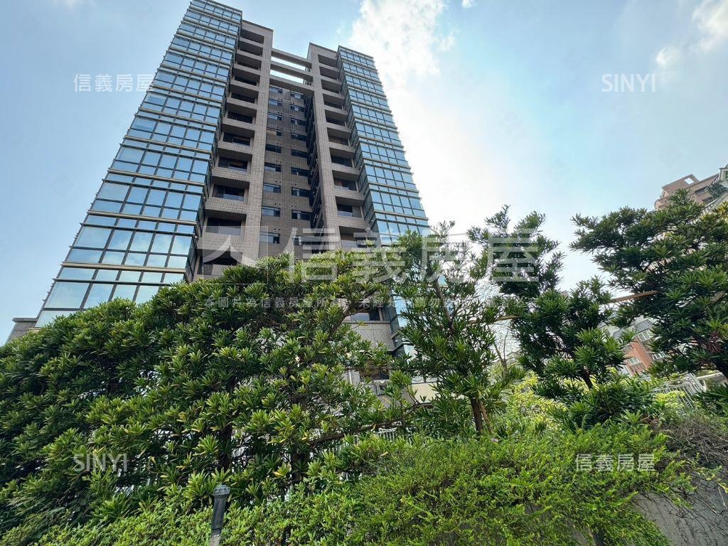 ★誠售☆近捷運邊間店面房屋室內格局與周邊環境