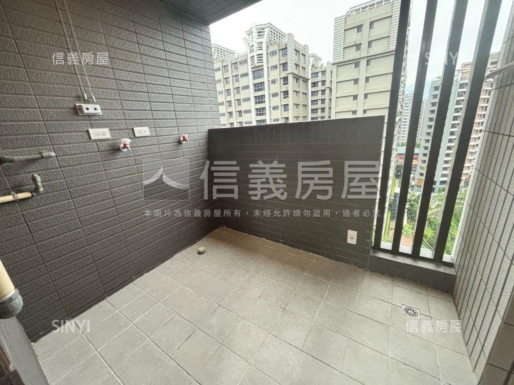 鴻灃青邊間三房稀有釋出房屋室內格局與周邊環境