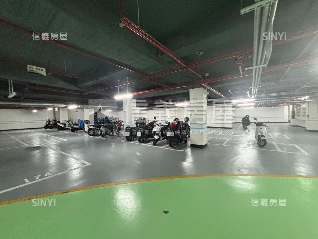 鴻灃青邊間三房稀有釋出房屋室內格局與周邊環境