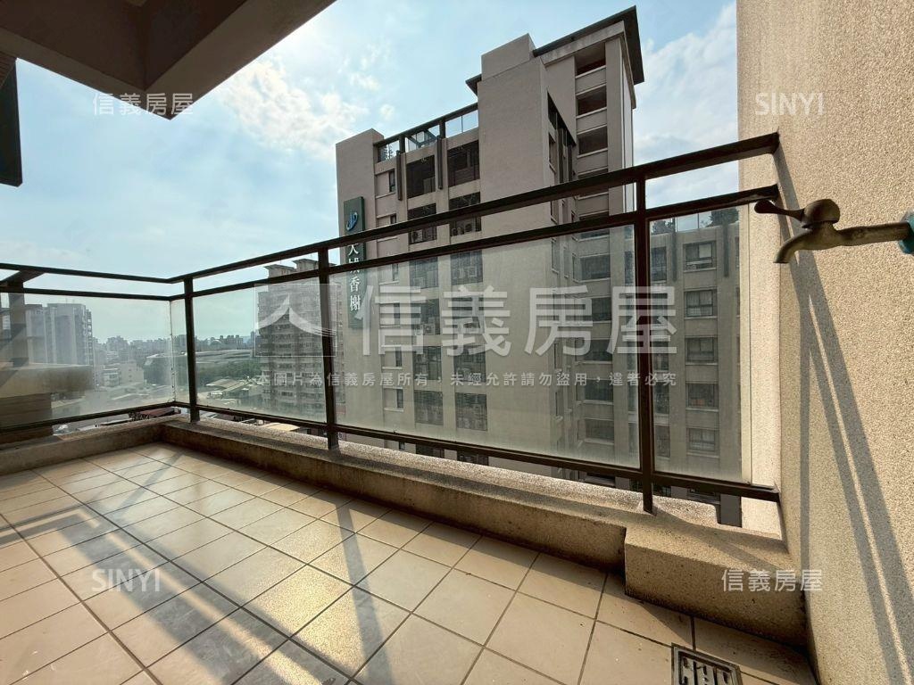 大城香榭次頂樓採光戶房屋室內格局與周邊環境