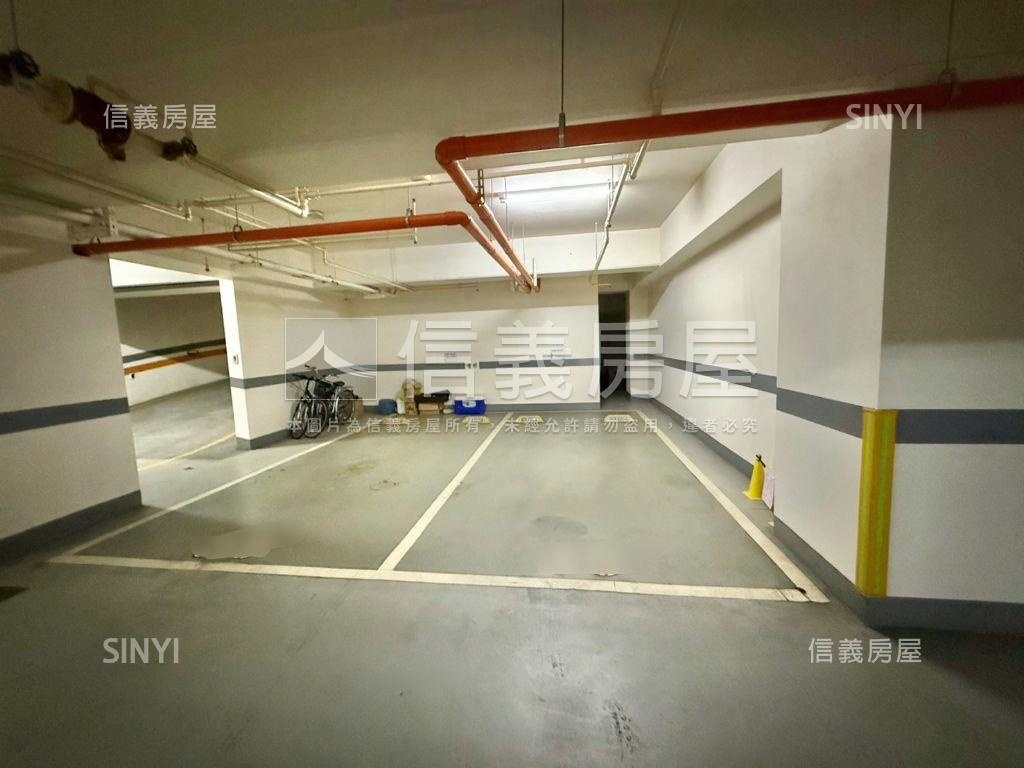 大城香榭次頂樓採光戶房屋室內格局與周邊環境