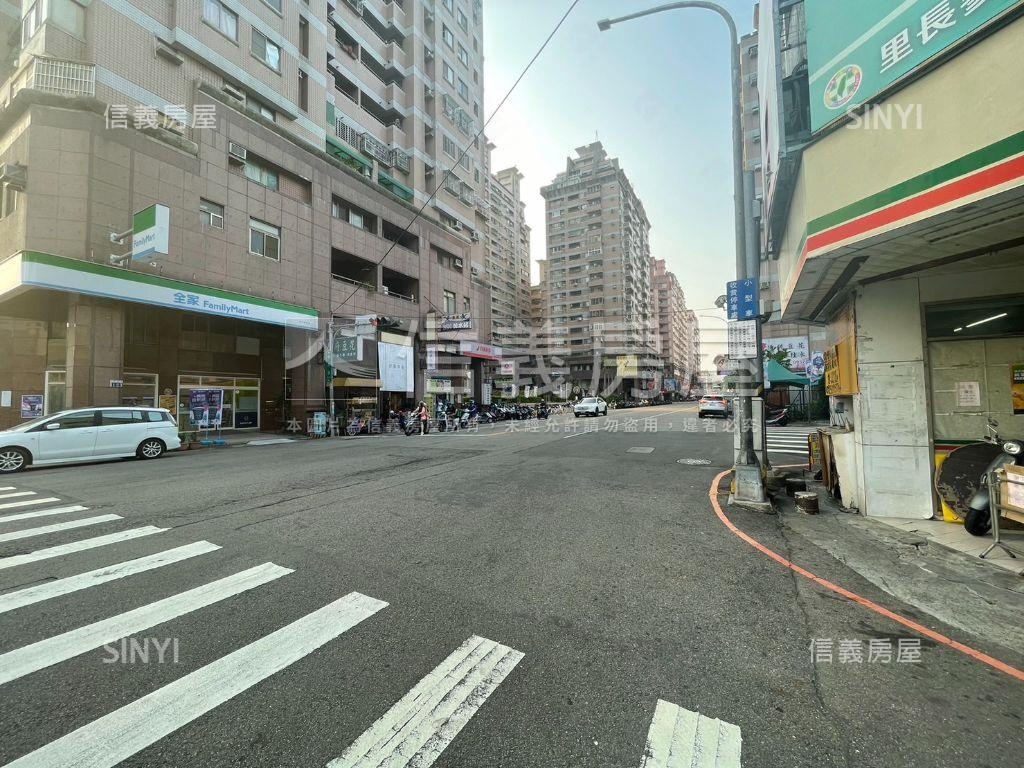 大城香榭次頂樓採光戶房屋室內格局與周邊環境