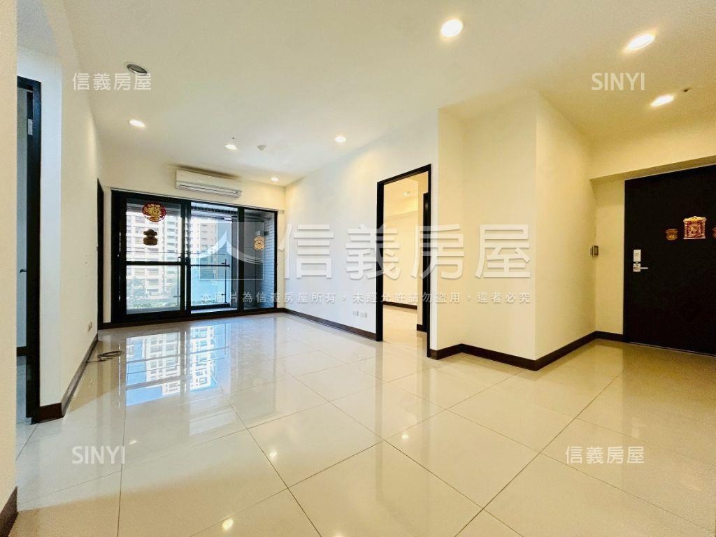 宏盛新世界Ｅ棟邊間三房房屋室內格局與周邊環境