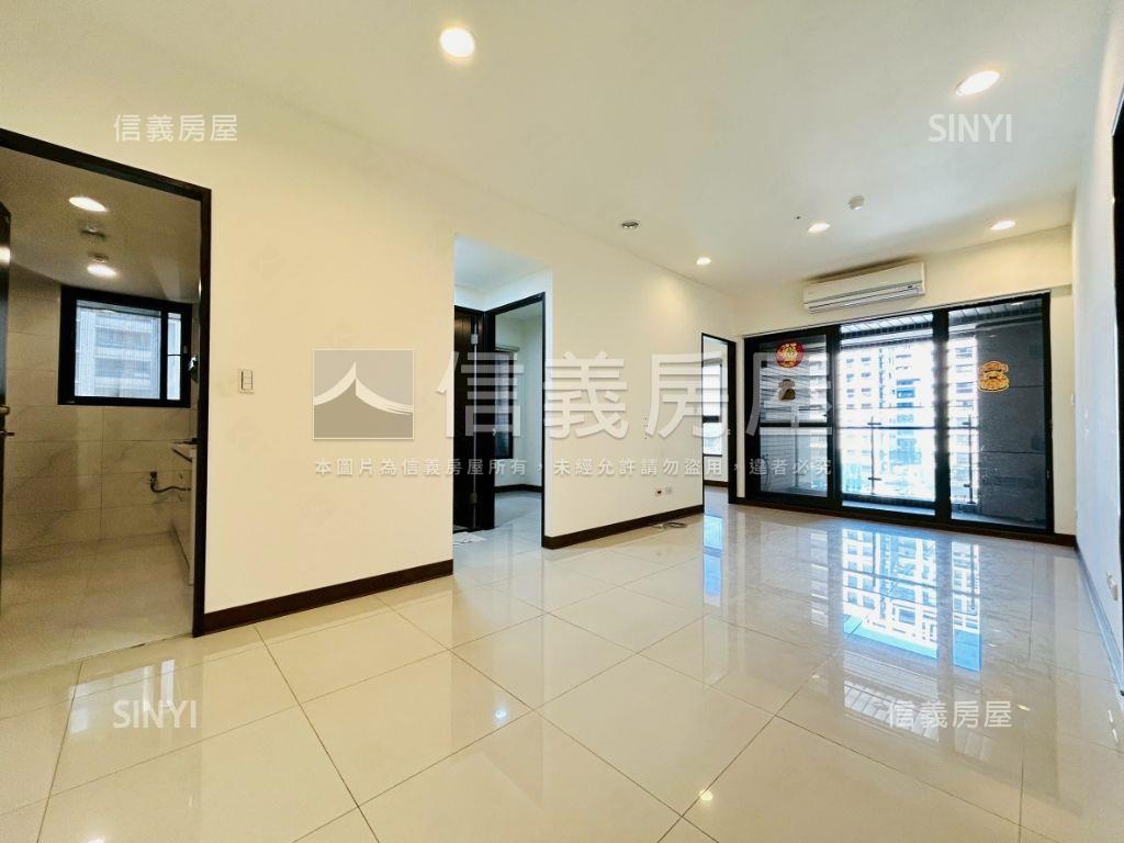 宏盛新世界Ｅ棟邊間三房房屋室內格局與周邊環境