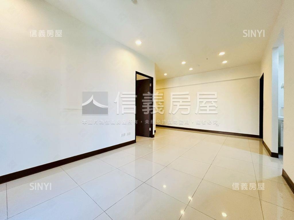 宏盛新世界Ｅ棟邊間三房房屋室內格局與周邊環境